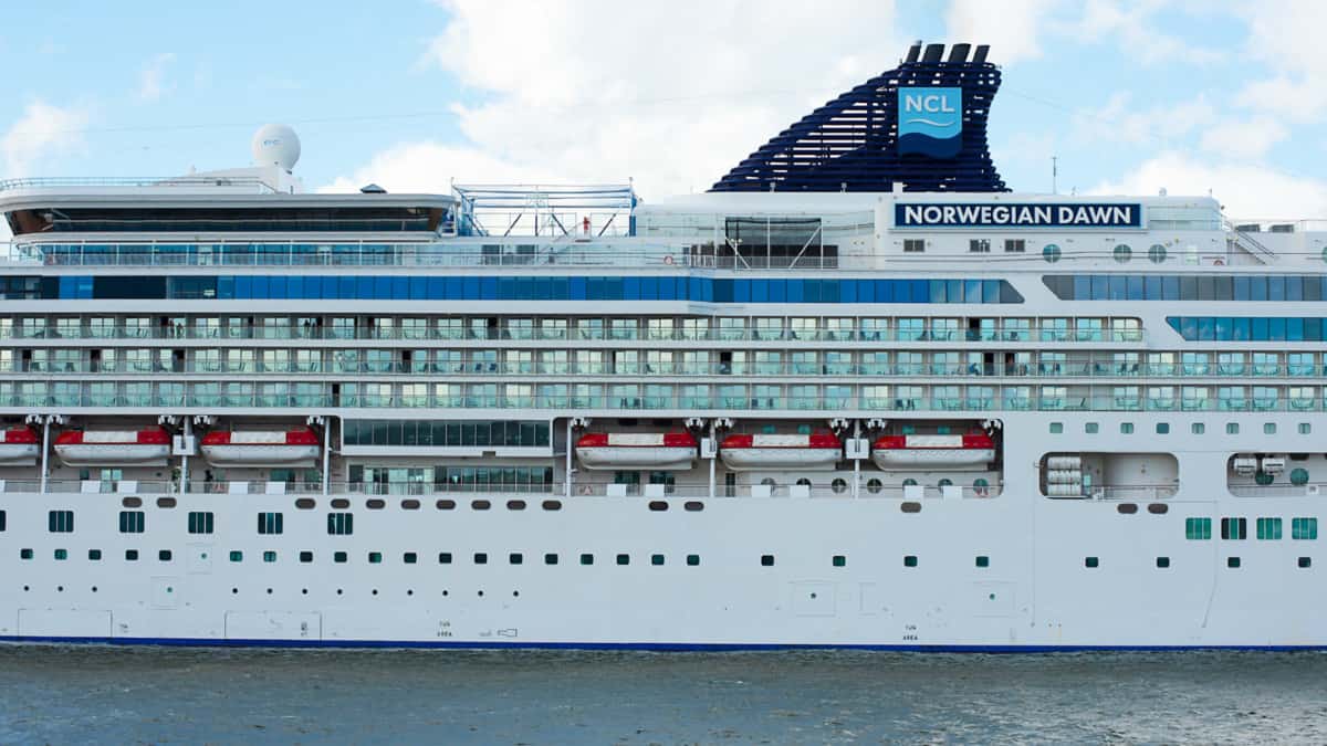 Norwegian Cruise Line Begins Pre-Cruise Entertainment Reservations